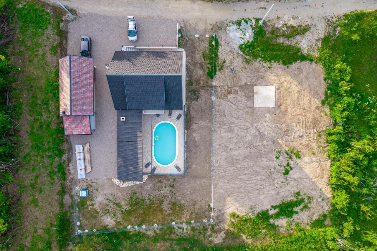 Villa Nesa - Beautiful Guest House At Continental Croatia With Outdoor Swimming Pool, Sauna And 3 Bedrooms Plaški Extérieur photo